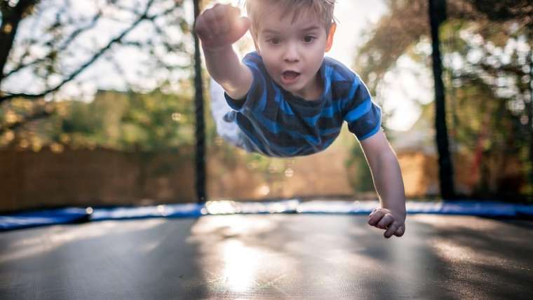 Pourquoi faire du trampoline _